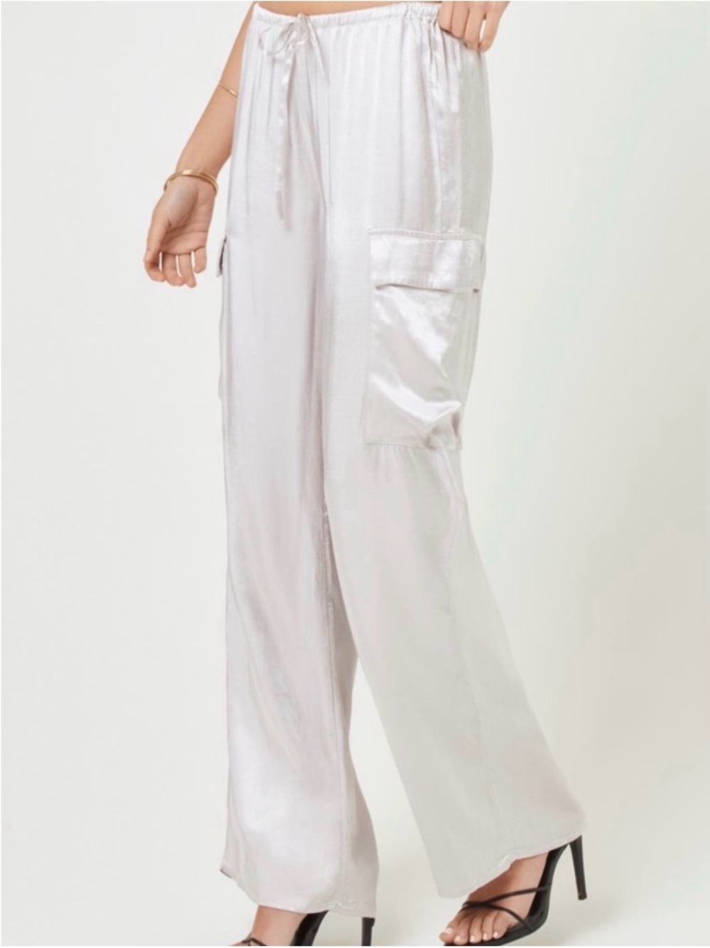 Satin Wide-Leg Cargo Pants in Light Silver